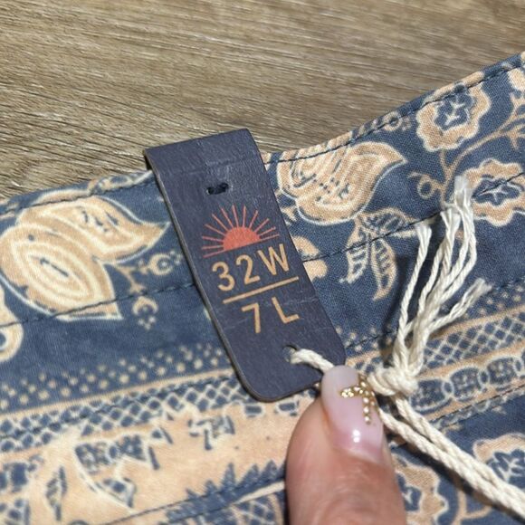 NWT Faherty Sunwashed Boardshort - Picture 7 of 7
